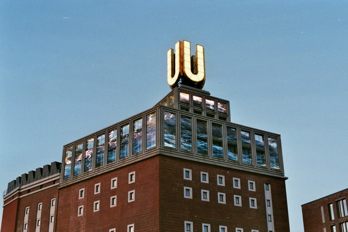 La tour Dortmunder U, ancienne brasserie Union emblématique de Dortmund, en Allemagne